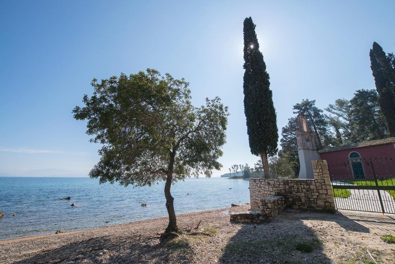Spyrelia Villa With Private Pool & Outdoor Hot Tub Dassia  Exterior foto